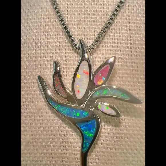 Stunning Silver and Opal Floral Pendant Necklace - Picture 3 of 11